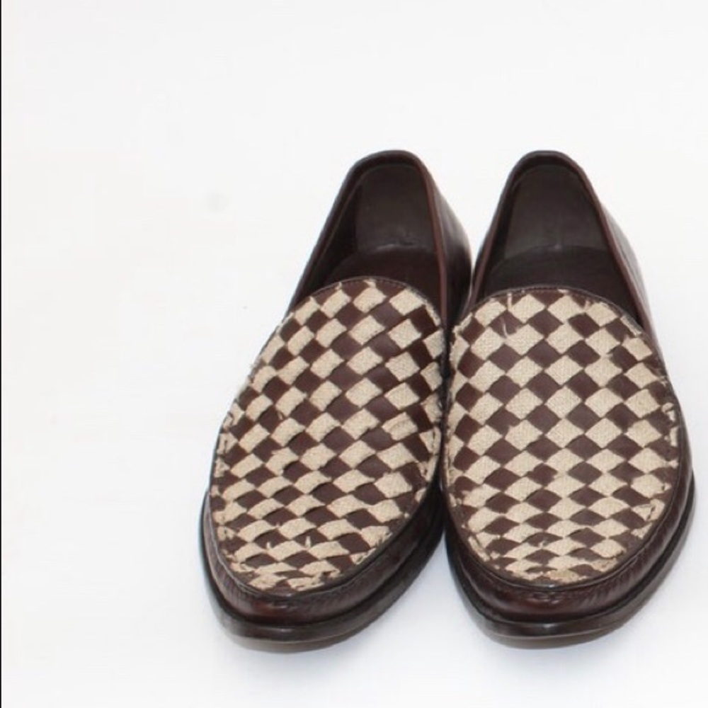Very gently worn Bottega Veneta loafers.